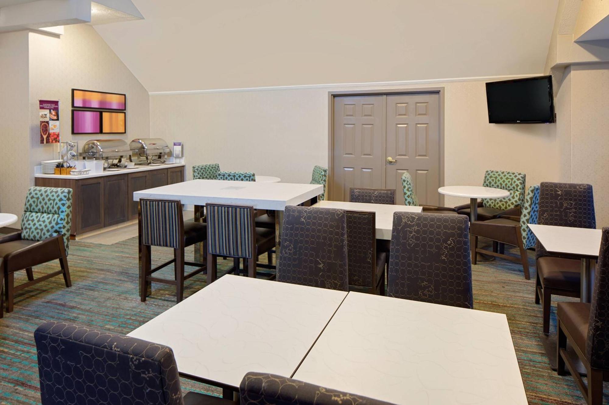 Residence Inn Louisville East Экстерьер фото