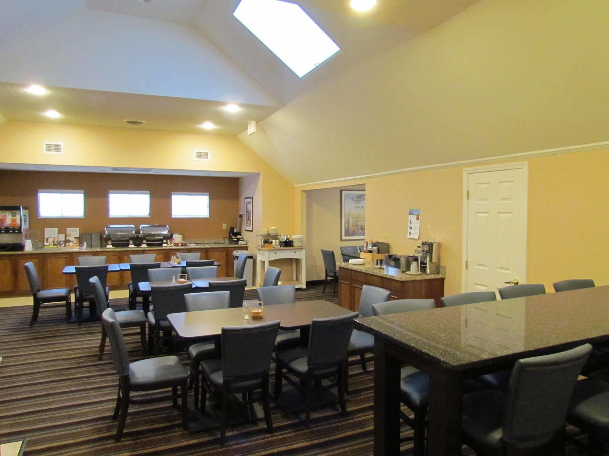 Residence Inn Louisville East Экстерьер фото