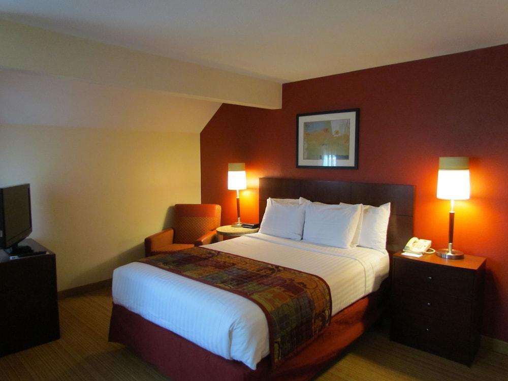 Residence Inn Louisville East Экстерьер фото